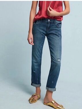 Pilcro and the Letterpress Anthropologie Slim Boyfriend Distressed Jeans Size 30
